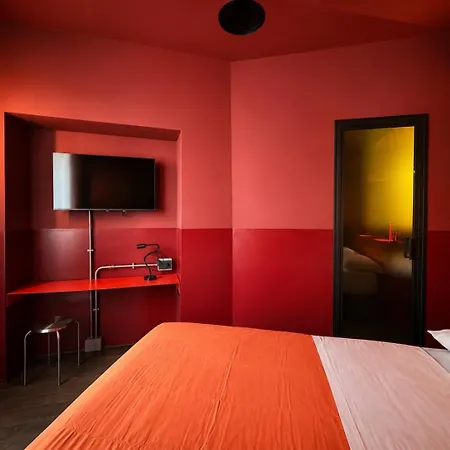 Chroma Design 4*